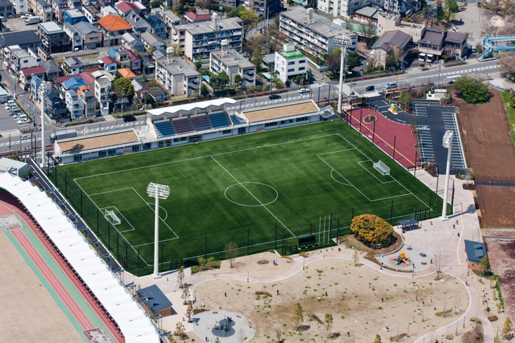 赤羽スポーツの森公園競技場 管理棟