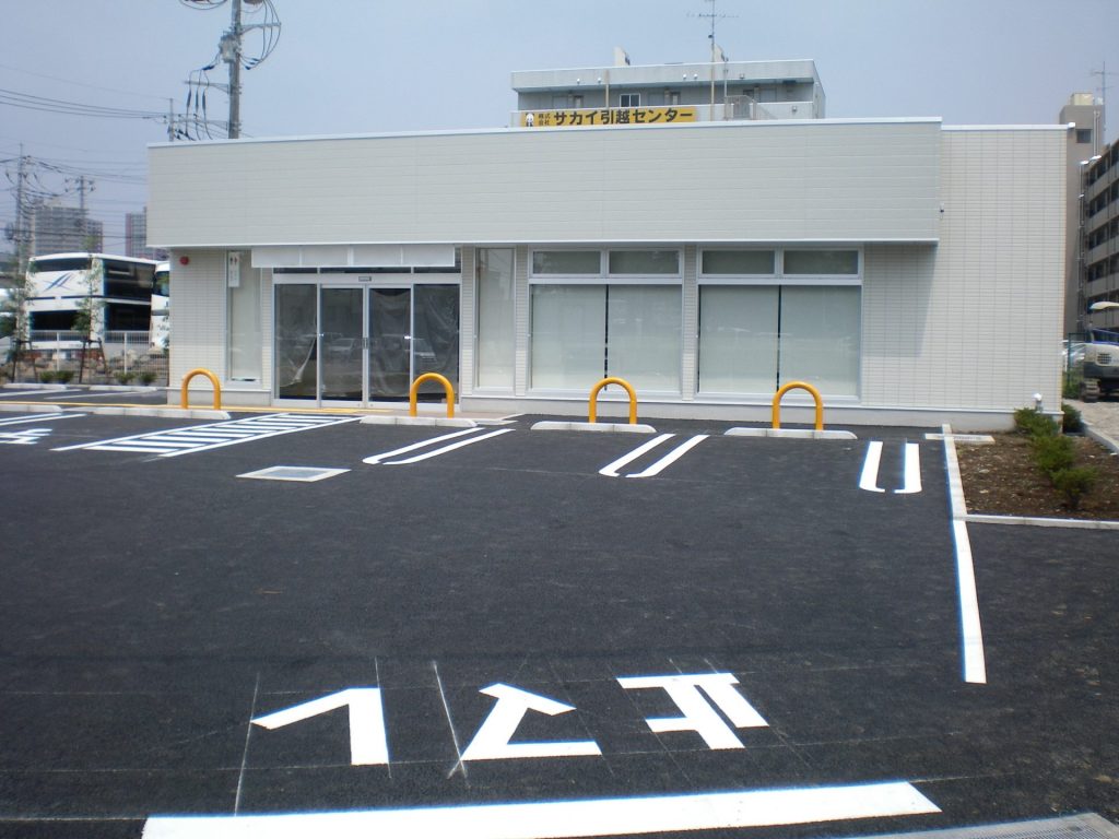 コンビニエンスストア新中里店